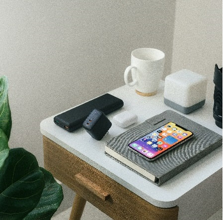 Privacy attitudes and experiences in Australia
